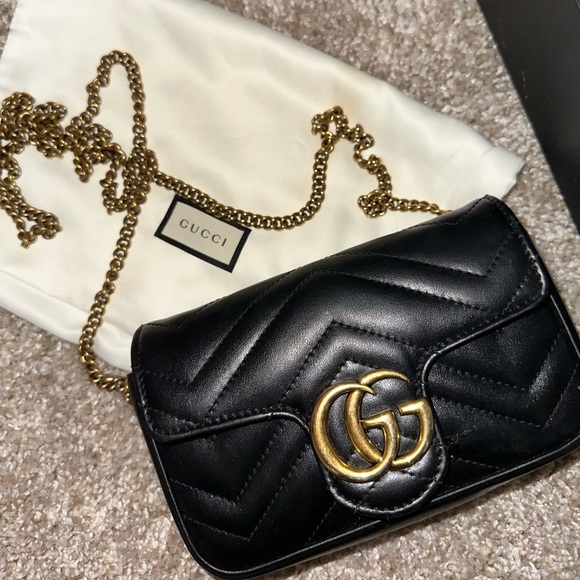 Gucci GG MARMONT SUPER MINI BAG - Picture 2 of 2
